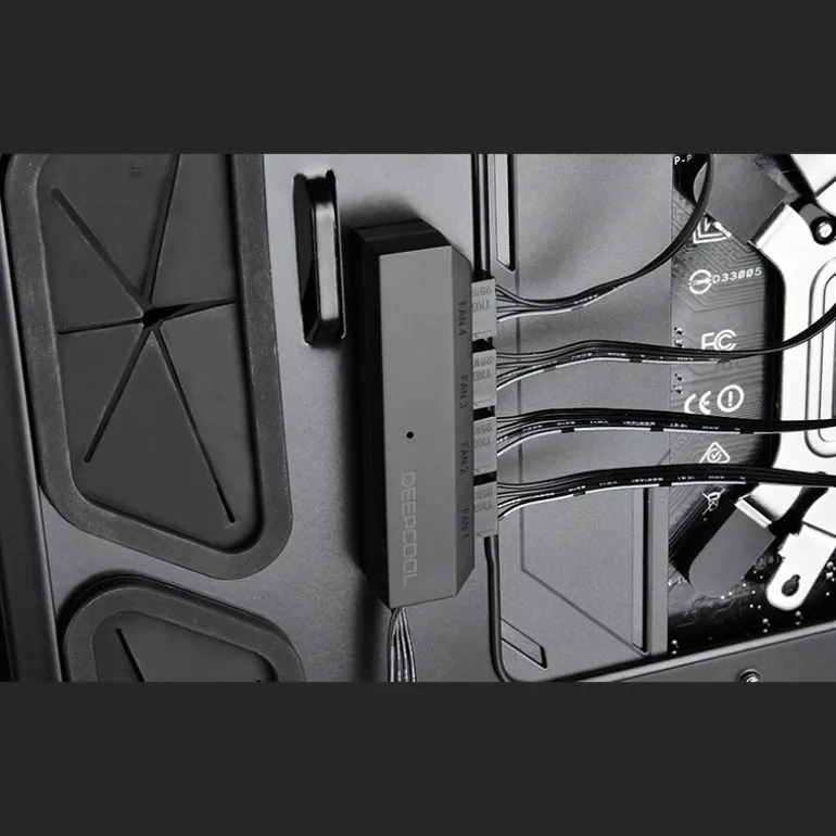 _ DeepCool FH-04 4 Puertos 4-pin Negro - HUB