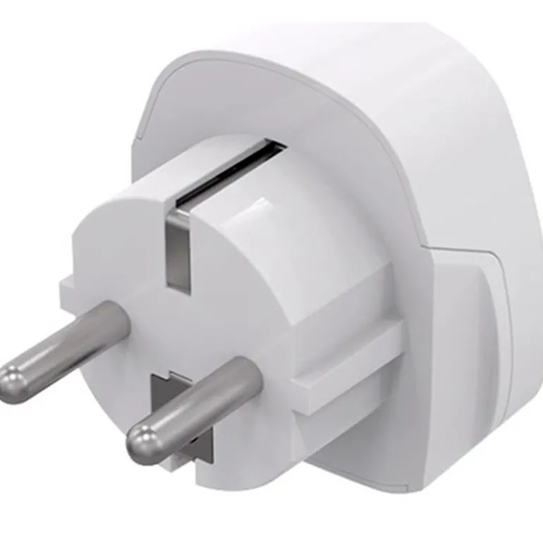 Cargador Celly TRAVELADAPTER De Viaje Universal