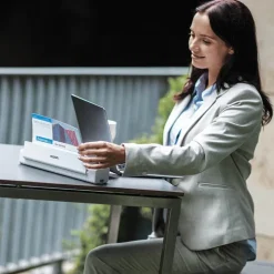 Escáner Brother DS-740D