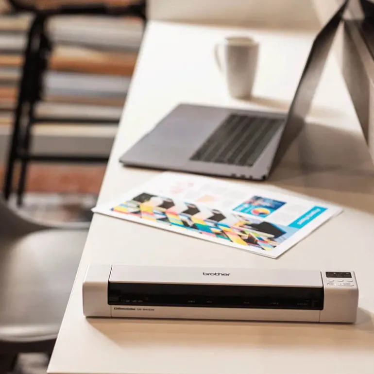 Escáner Brother DS-940DW