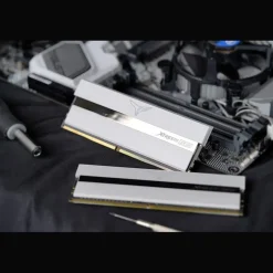 Memoria DDR4 Team Group T-Force Xtreem ARGB White 16GB 2x8GB 3200MHz CL16