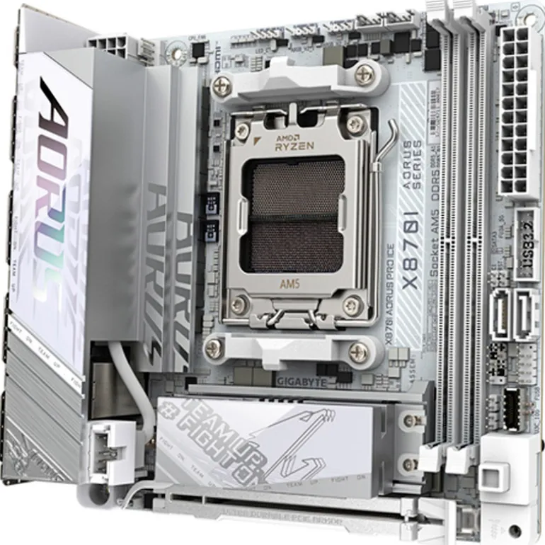 Placa Base Gigabyte X870I AORUS PRO ICE 1.0 Socket AM5