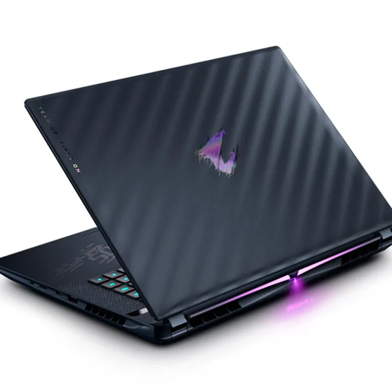 Portátil Gigabyte AORUS Elite 16 BWHC3ESC64SH U9-275HX RTX 5070 32GB 1TB 16" QHD 2K 165Hz W11H