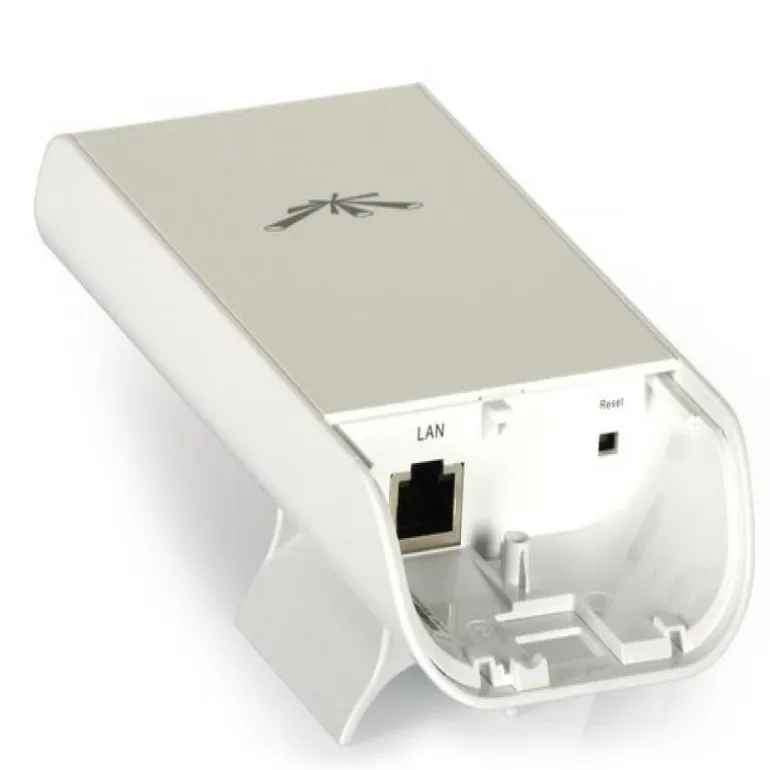 Punto Acceso Ubiquiti LOCOM5 AirMax 5GHz/13dBi/200mW