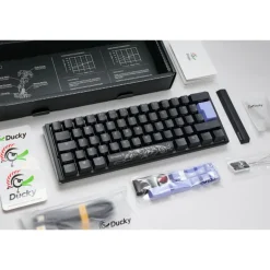 Teclado Ducky One 3 Classic Mini 60% Hot-Swap RGB MX-Clear Negro